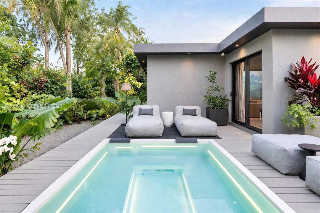 For Sale: $1,695,000 (2 beds, 3 baths, 0 Square Feet)