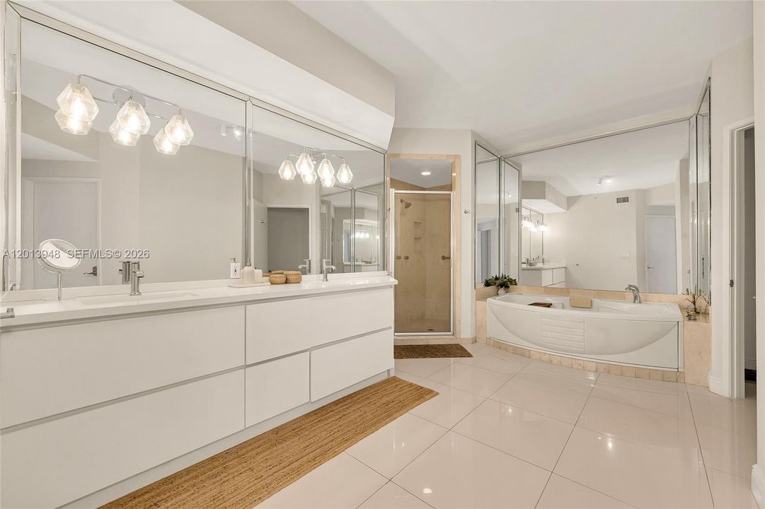 В аренду: $16,000 (3 спален, 3 ванн, 2470 Квадратных фут)