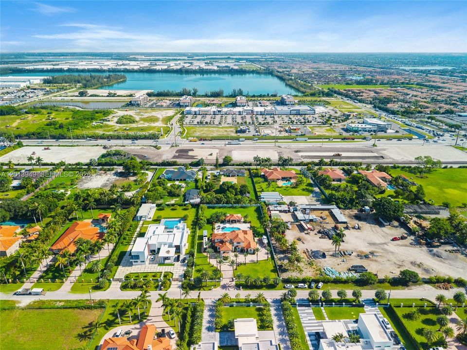 En Venta: $3,299,999 (5 camas, 4 baños, 4463 Pies cuadrados)