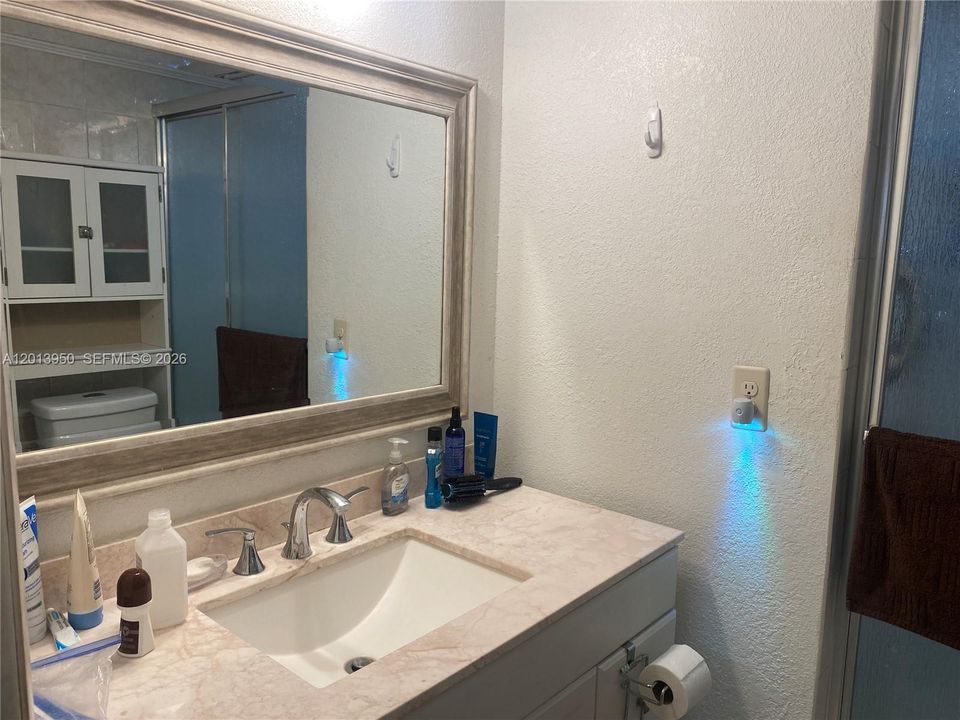 En Venta: $74,900 (2 camas, 2 baños, 850 Pies cuadrados)