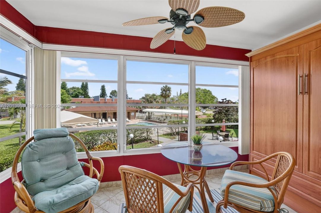 For Sale: $94,500 (1 beds, 1 baths, 768 Square Feet)