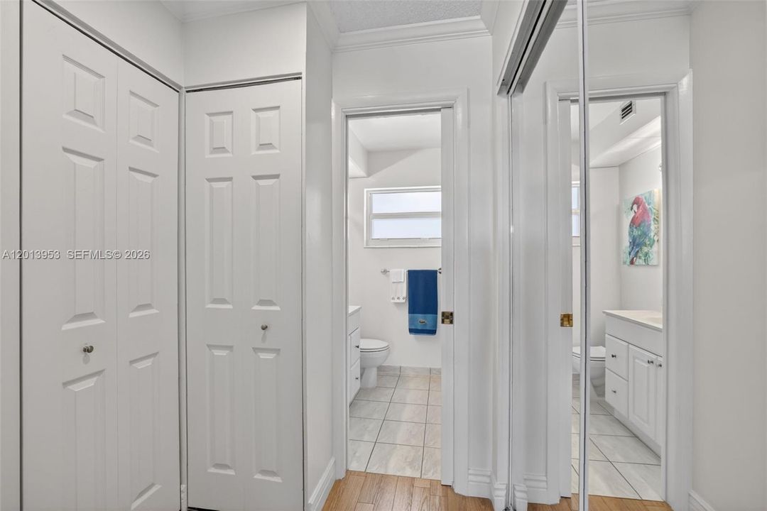 For Sale: $94,500 (1 beds, 1 baths, 768 Square Feet)