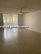 For Rent: $1,600 (1 beds, 1 baths, 940 Square Feet)