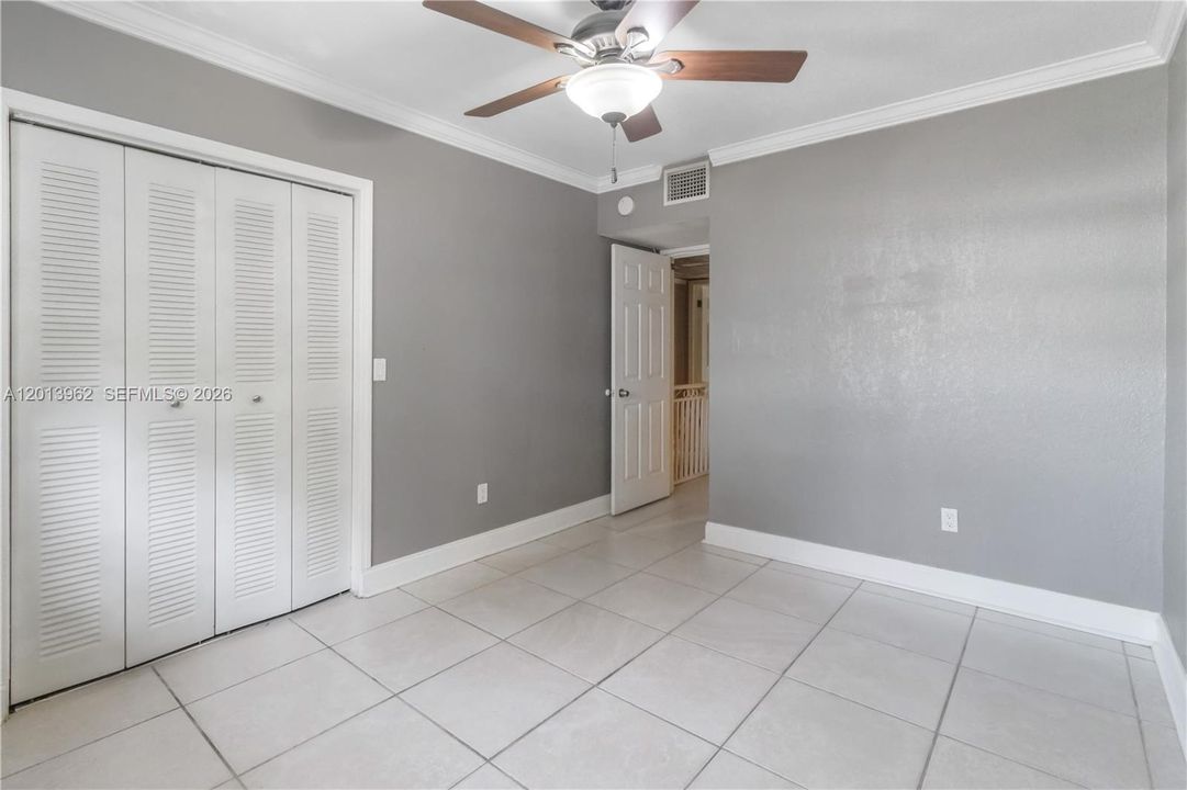 For Sale: $279,900 (2 beds, 1 baths, 1110 Square Feet)
