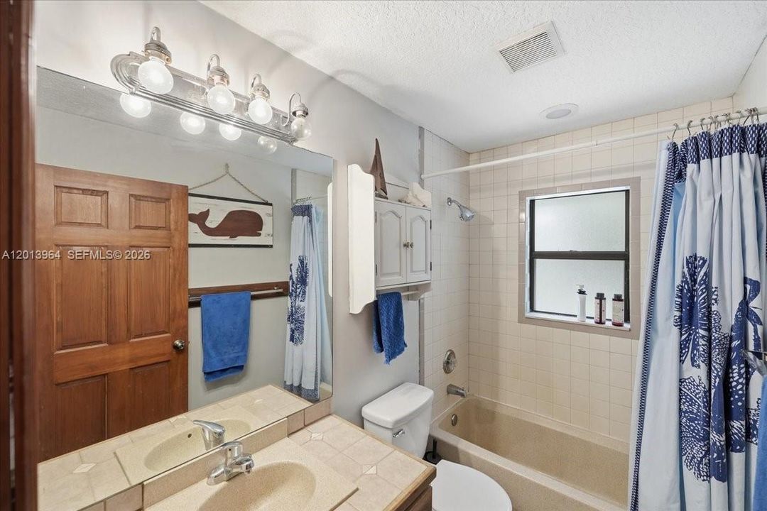 For Sale: $769,900 (5 beds, 3 baths, 2000 Square Feet)