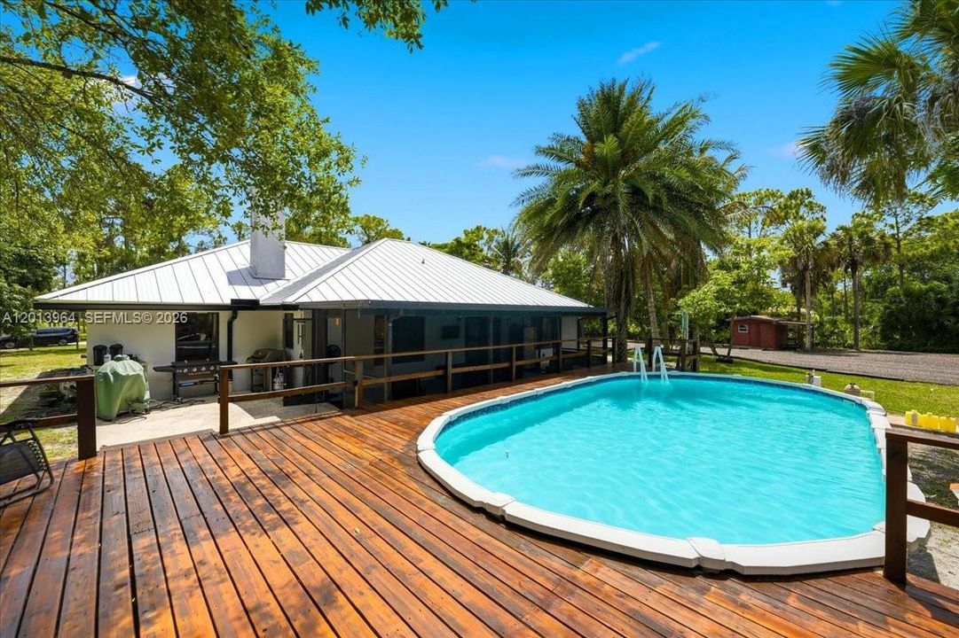 For Sale: $769,900 (5 beds, 3 baths, 2000 Square Feet)
