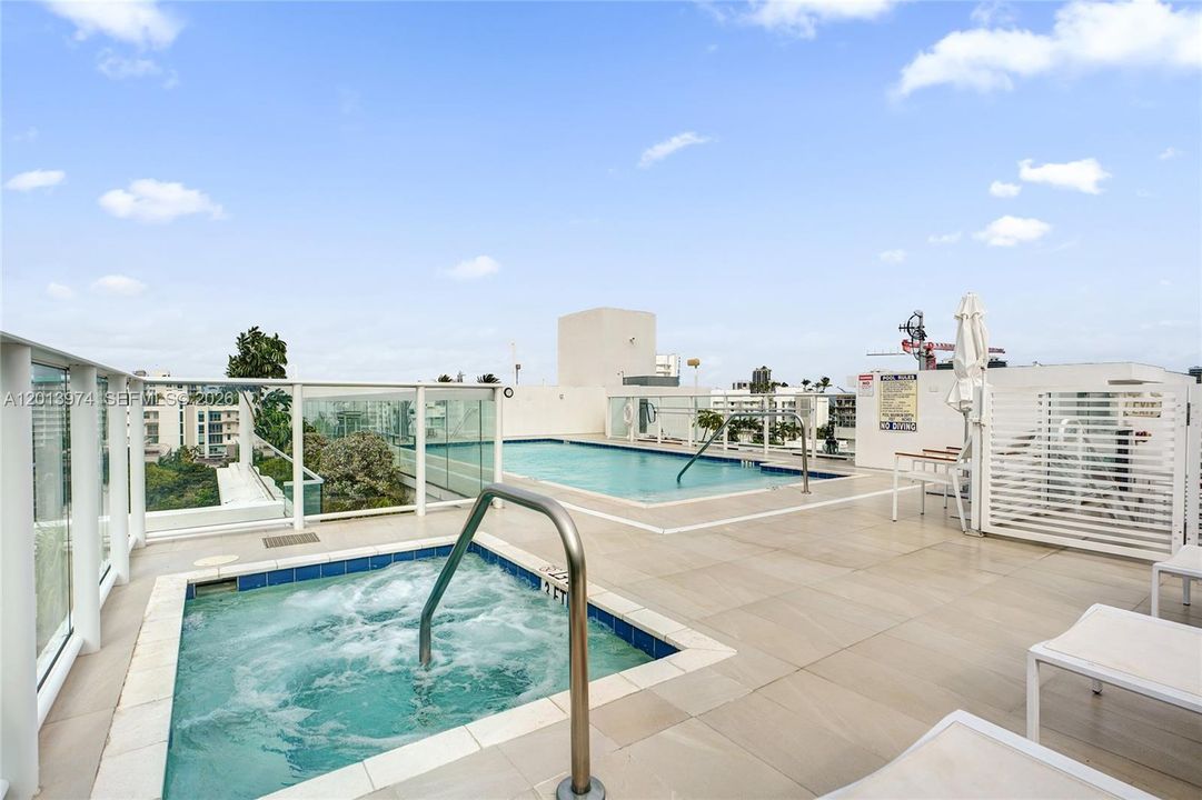 For Sale: $1,399,999 (3 beds, 3 baths, 1819 Square Feet)