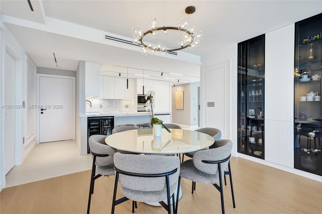 For Sale: $1,399,999 (3 beds, 3 baths, 1819 Square Feet)