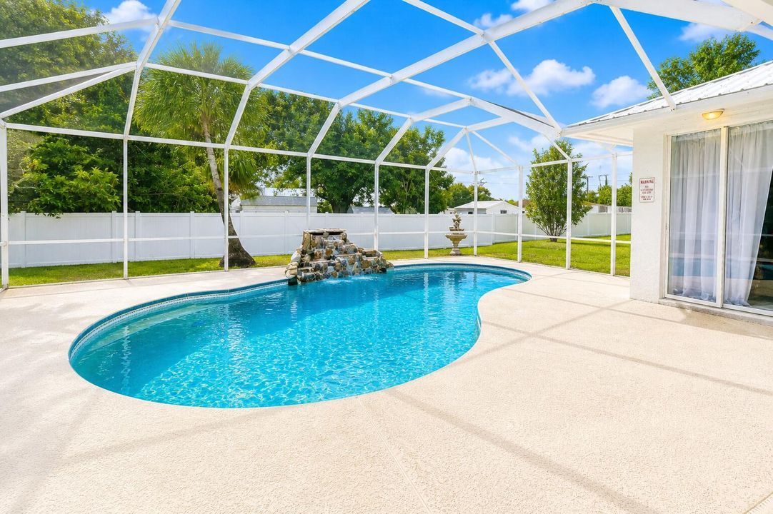 Pool2