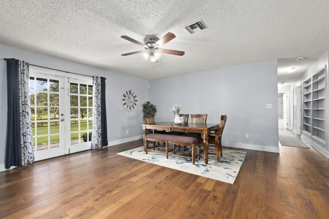 Open Dining Area