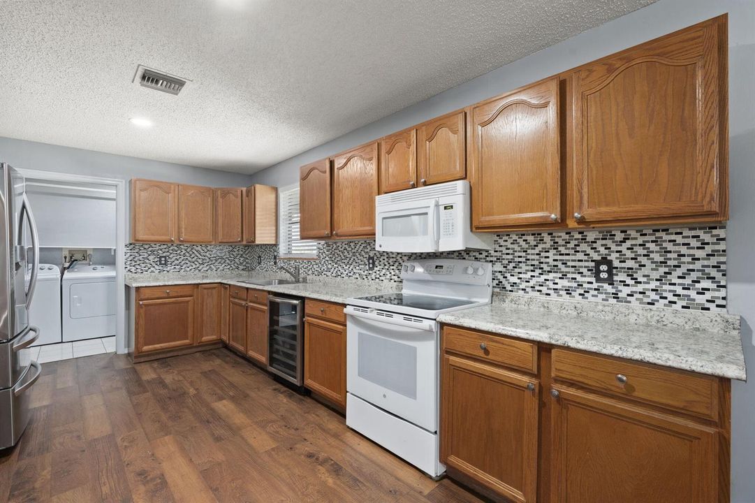 Open Kitchen