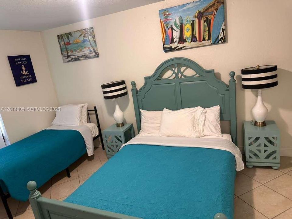 В аренду: $3,000 (3 спален, 2 ванн, 1416 Квадратных фут)