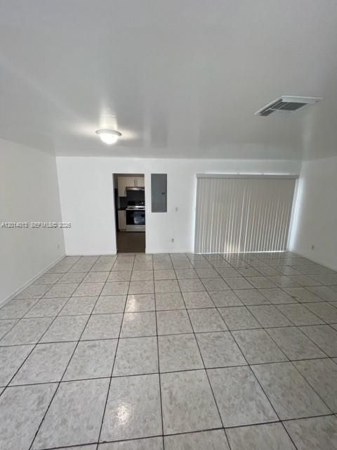 На продажу: $250,000 (3 спален, 2 ванн, 1620 Квадратных фут)