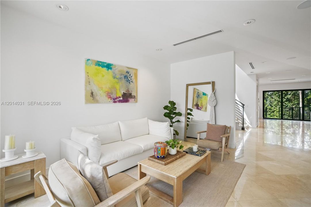 For Sale: $5,899,999 (6 beds, 5 baths, 3584 Square Feet)
