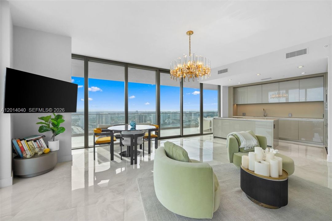 На продажу: $2,295,000 (2 спален, 2 ванн, 1205 Квадратных фут)