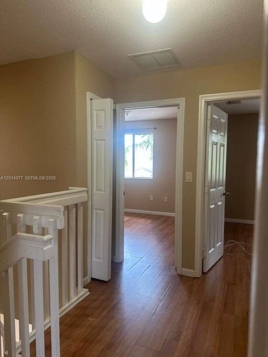 Active With Contract: $2,100 (3 beds, 2 baths, 1302 Square Feet)