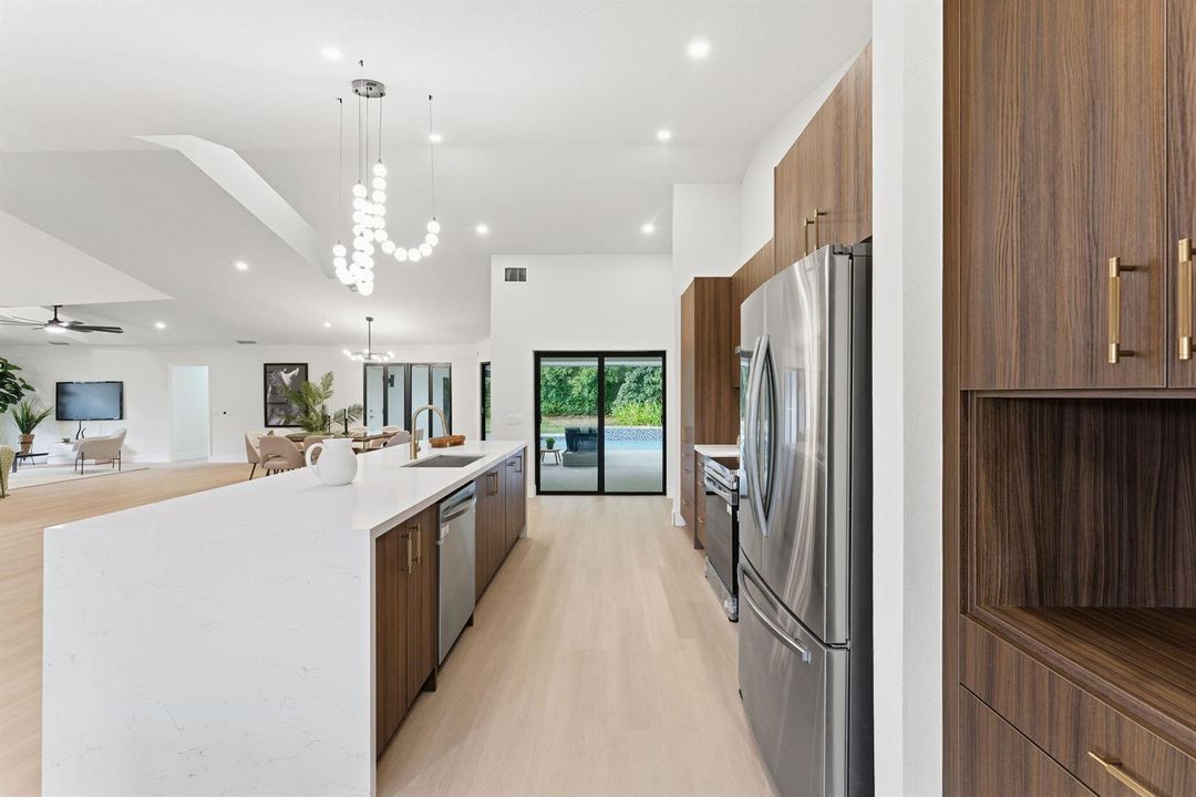 8-web-or-mls-2-dunbar-rd