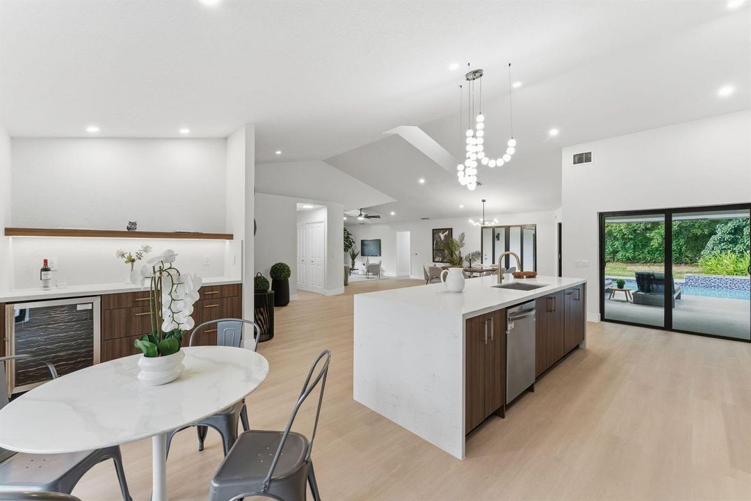 9-web-or-mls-2-dunbar-rd
