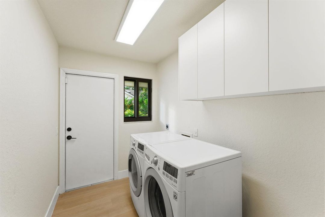 32-web-or-mls-2-dunbar-rd