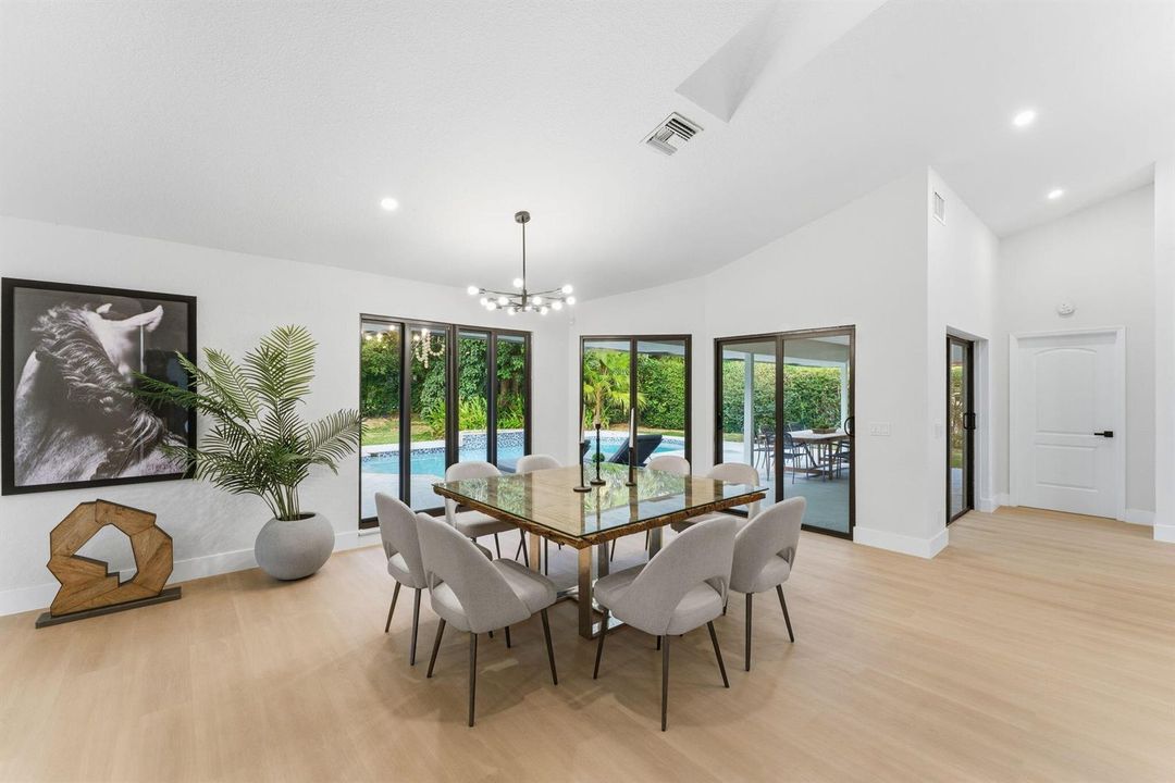 11-web-or-mls-2-dunbar-rd