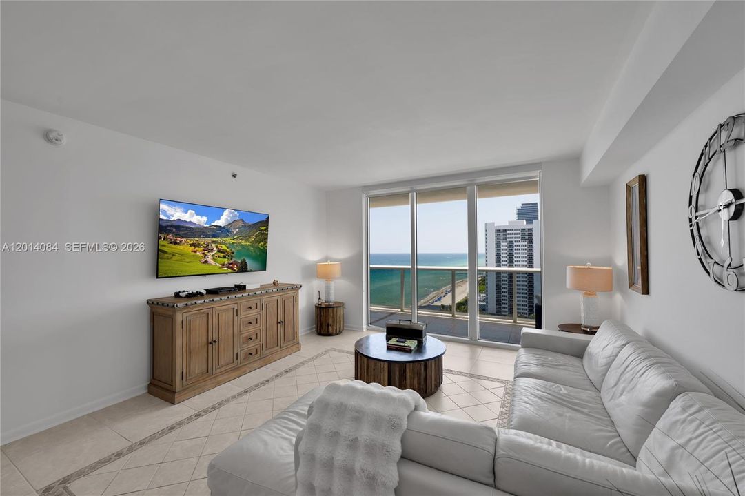 For Sale: $1,450,000 (3 beds, 3 baths, 1733 Square Feet)