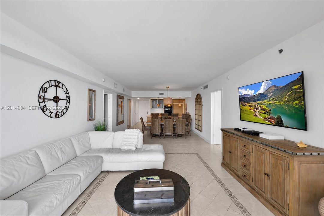 For Sale: $1,450,000 (3 beds, 3 baths, 1733 Square Feet)