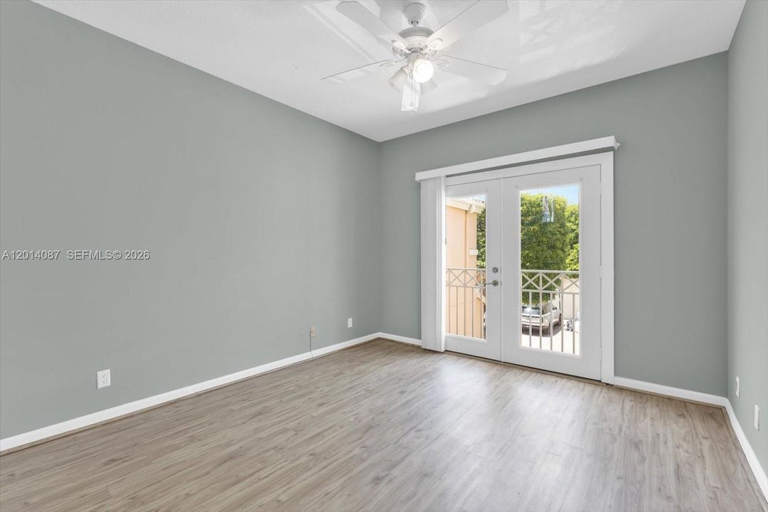 En Venta: $1,750,000 (3 camas, 3 baños, 2380 Pies cuadrados)