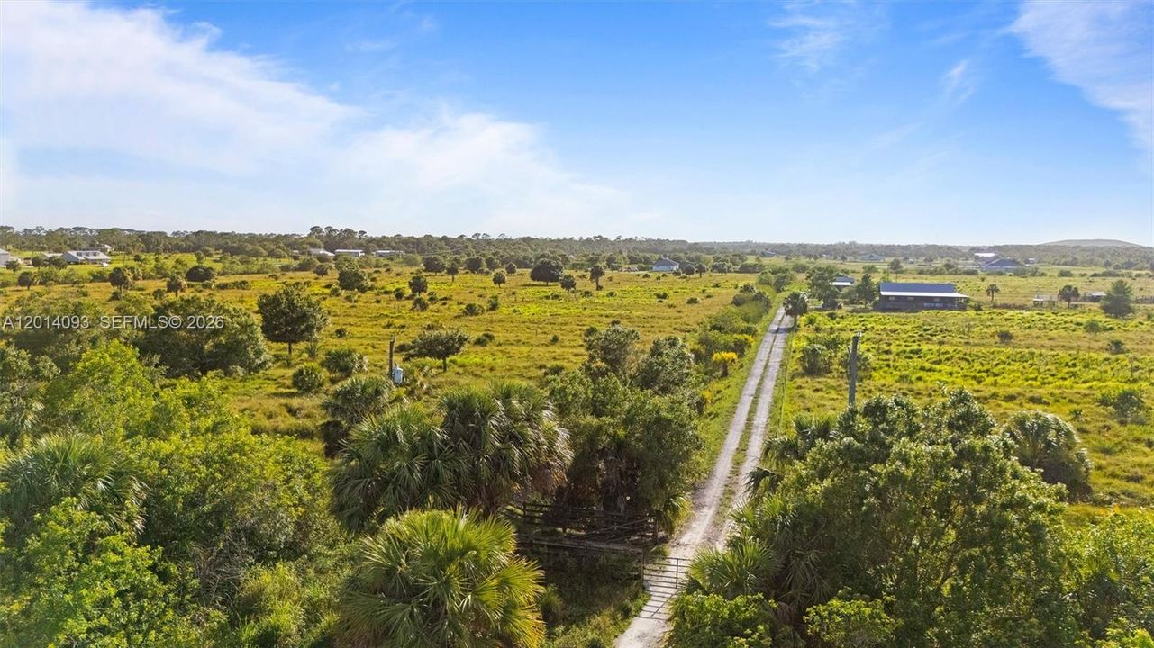 For Sale: $1,200,000 (18.59 acres)