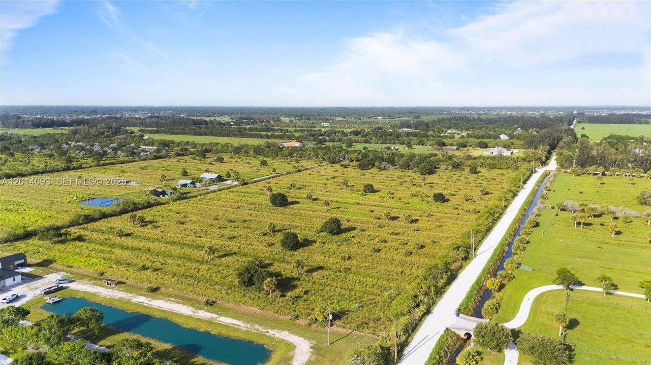 For Sale: $1,200,000 (18.59 acres)