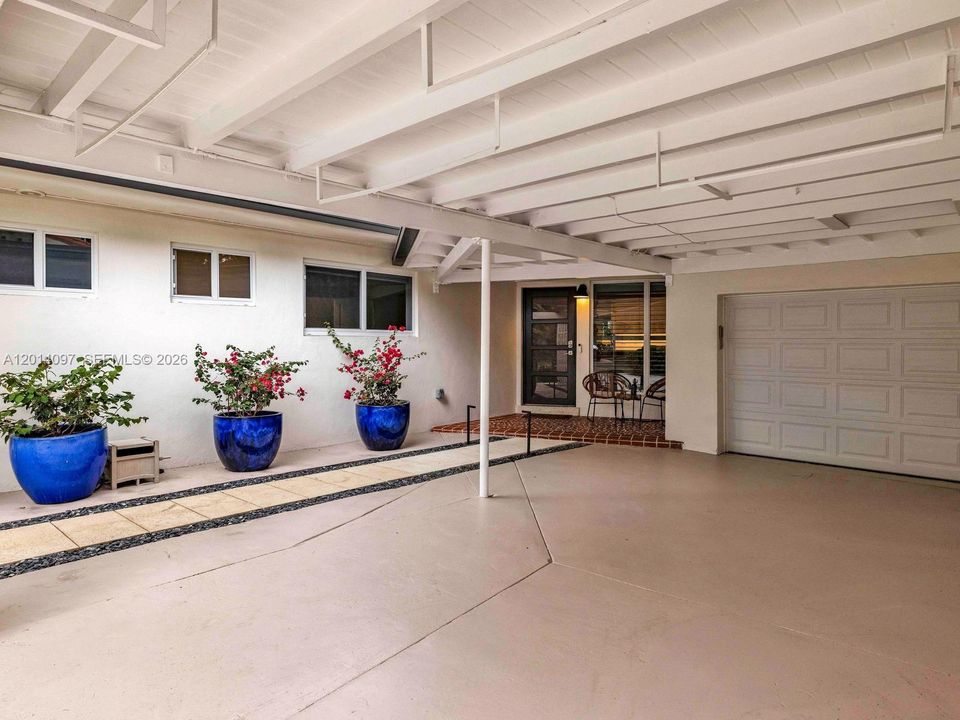 Carport