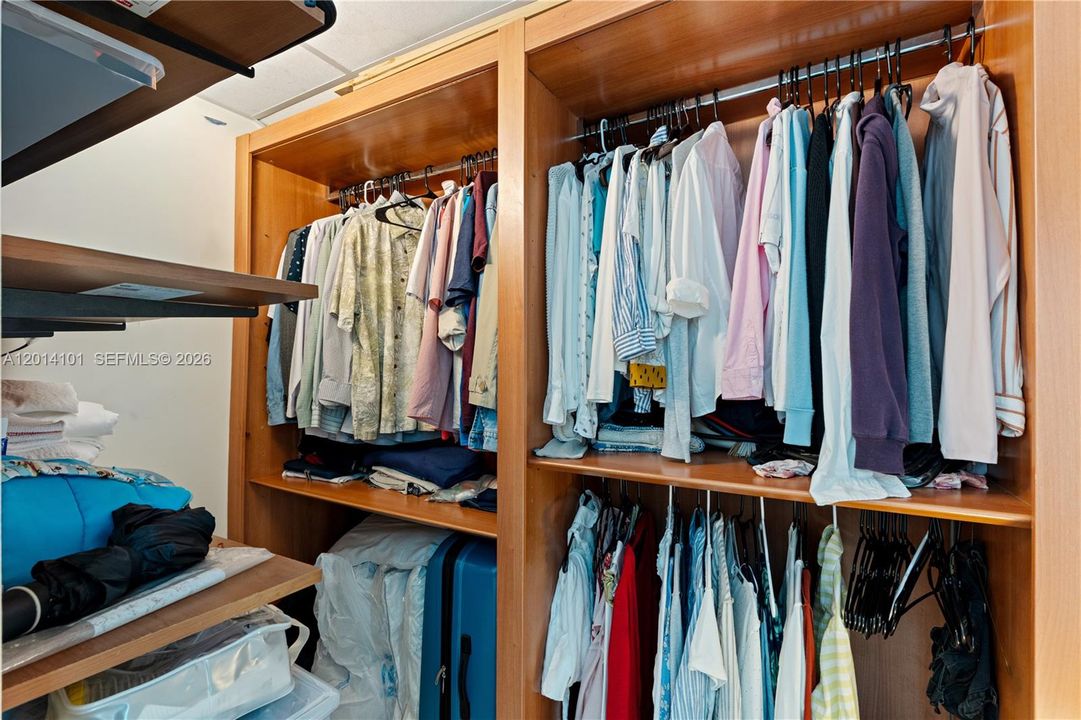 Activo con contrato: $395,000 (1 camas, 1 baños, 826 Pies cuadrados)