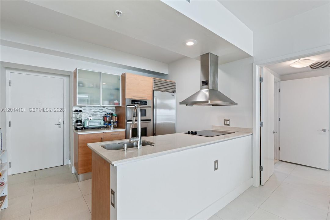 Activo con contrato: $395,000 (1 camas, 1 baños, 826 Pies cuadrados)