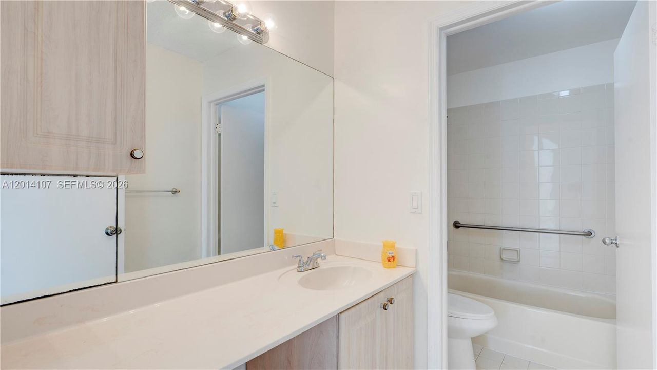 Недавно арендовано: $3,450 (3 спален, 2 ванн, 1415 Квадратных фут)
