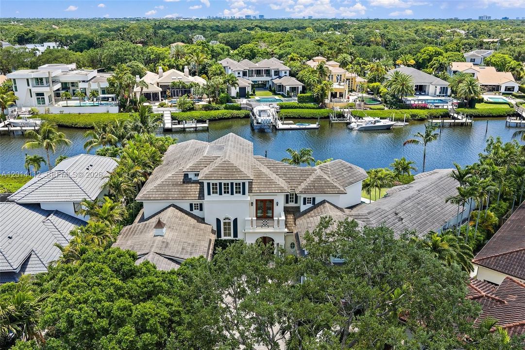 For Sale: $23,750,000 (9 beds, 10 baths, 8857 Square Feet)