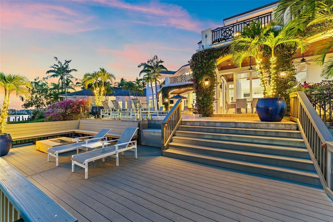 For Sale: $23,750,000 (9 beds, 10 baths, 8857 Square Feet)