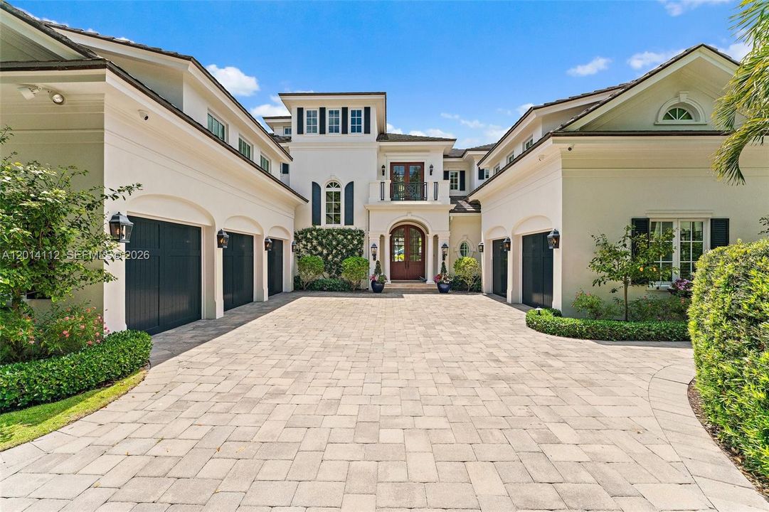 For Sale: $23,750,000 (9 beds, 10 baths, 8857 Square Feet)