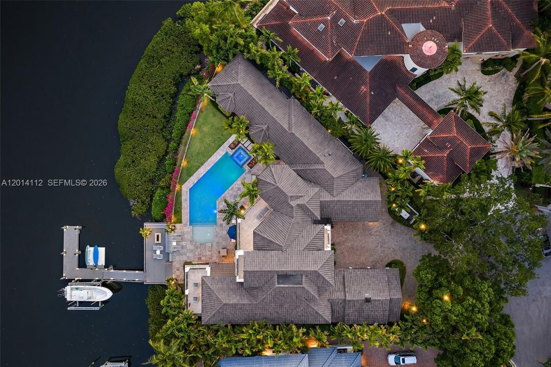For Sale: $23,750,000 (9 beds, 10 baths, 8857 Square Feet)