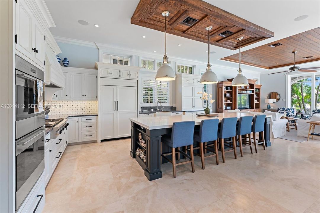 For Sale: $23,750,000 (9 beds, 10 baths, 8857 Square Feet)