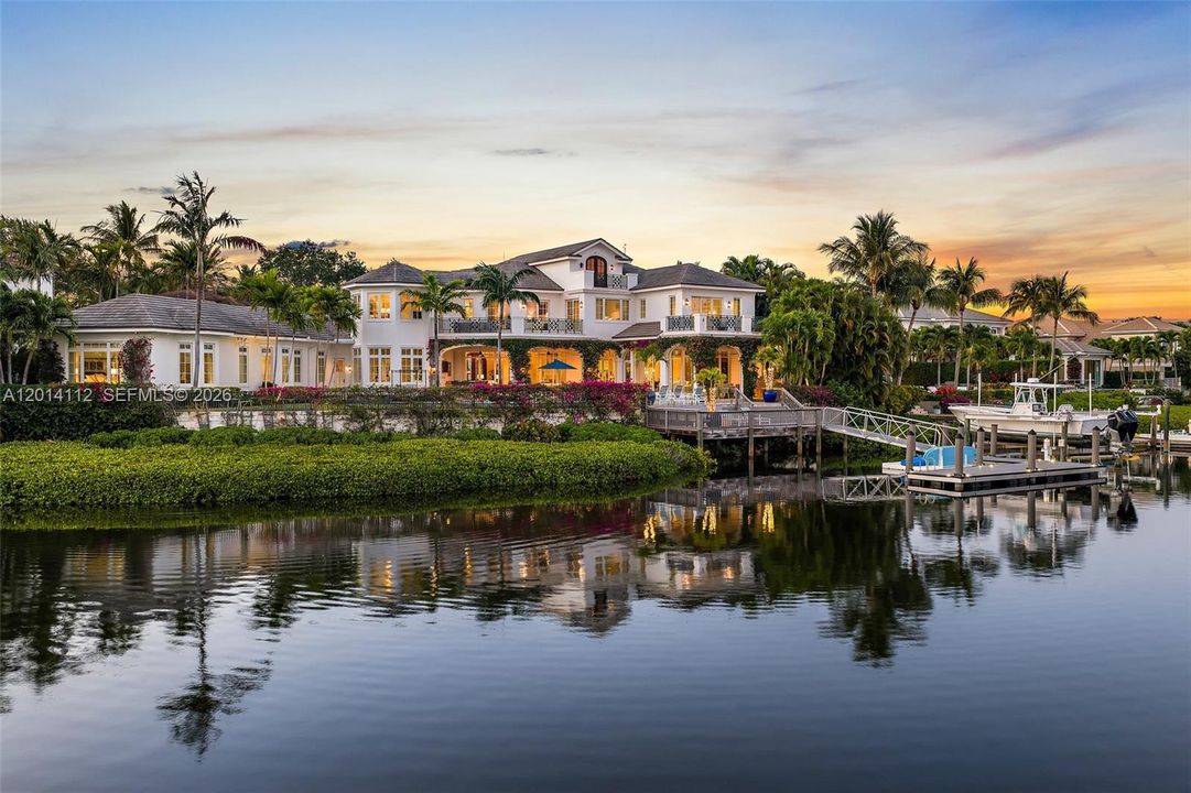 For Sale: $23,750,000 (9 beds, 10 baths, 8857 Square Feet)