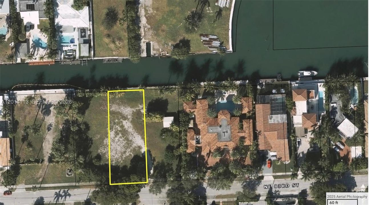 合同活跃: $2,450,000 (0.29 acres)