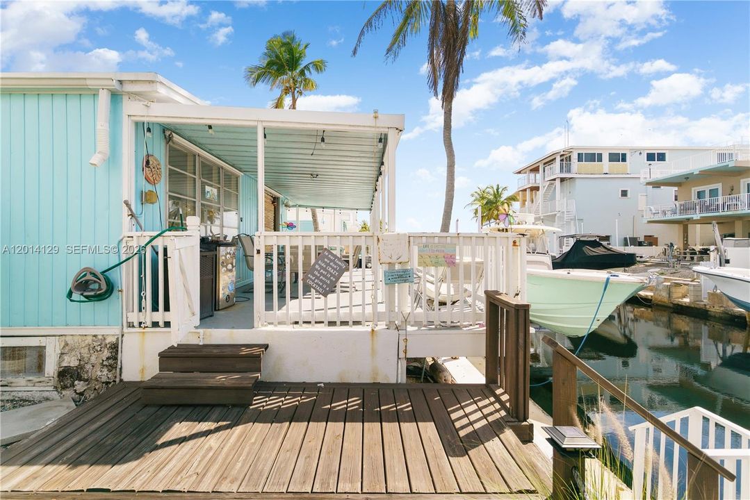 En Venta: $879,000 (2 camas, 2 baños, 1296 Pies cuadrados)