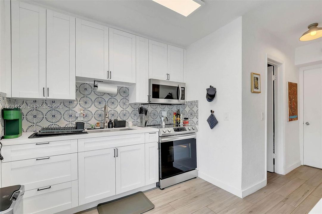 En Venta: $449,000 (3 camas, 2 baños, 854 Pies cuadrados)