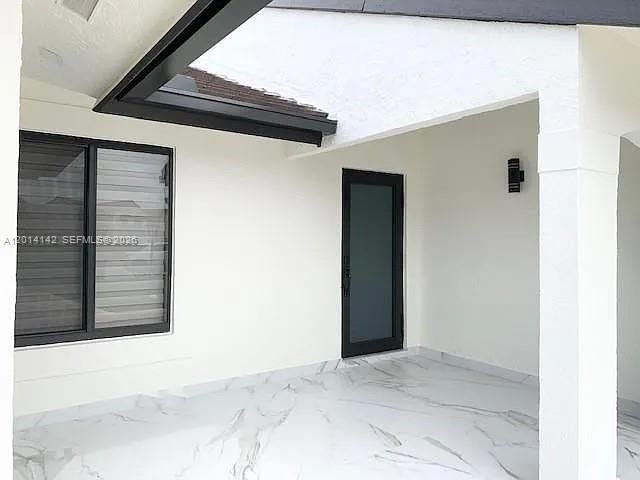 For Rent: $4,900 (3 beds, 2 baths, 1732 Square Feet)