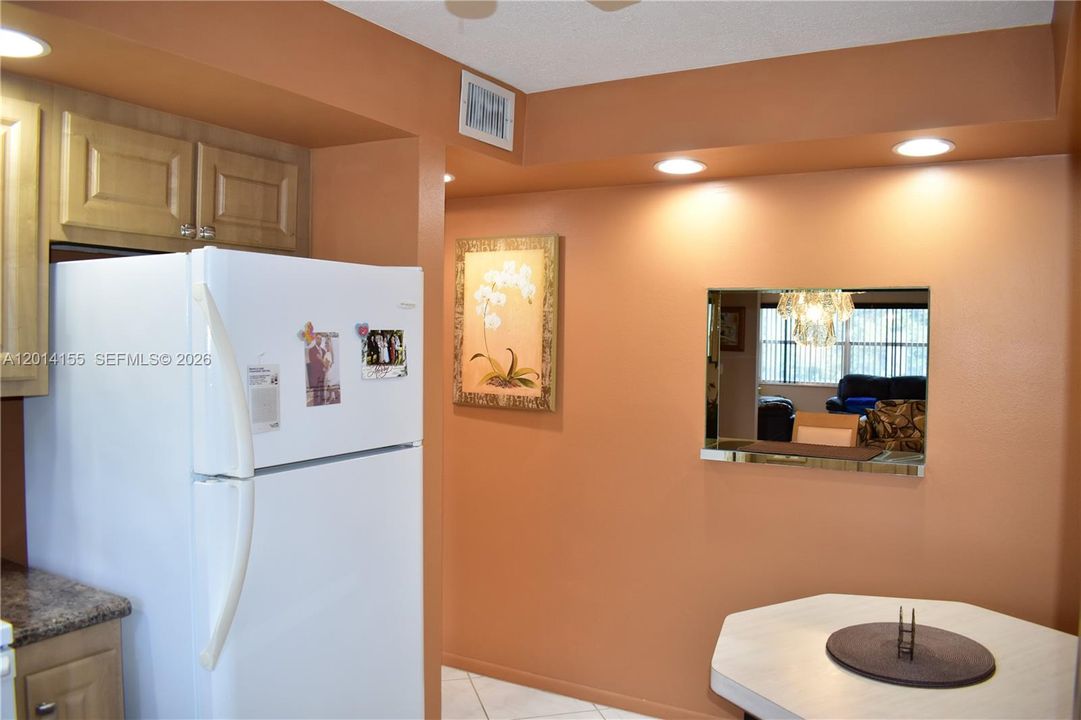 Active With Contract: $125,000 (2 beds, 2 baths, 1250 Square Feet)