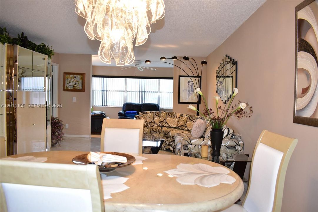 Active With Contract: $125,000 (2 beds, 2 baths, 1250 Square Feet)
