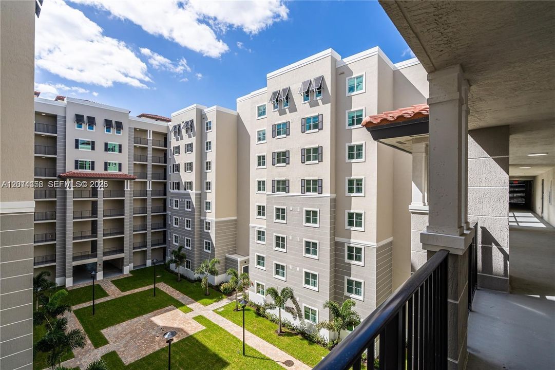 В аренду: $1,850 (1 спален, 1 ванн, 246114 Квадратных фут)