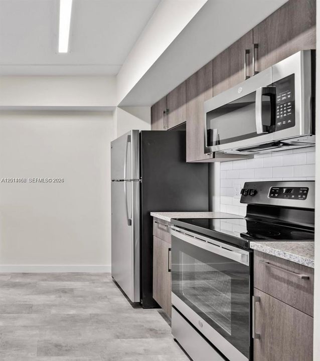 В аренду: $1,850 (1 спален, 1 ванн, 246114 Квадратных фут)