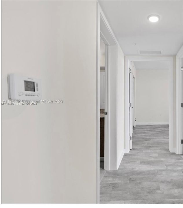 В аренду: $1,850 (1 спален, 1 ванн, 246114 Квадратных фут)