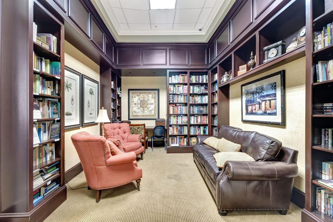 80-web-or-mls-VillageWalk_36