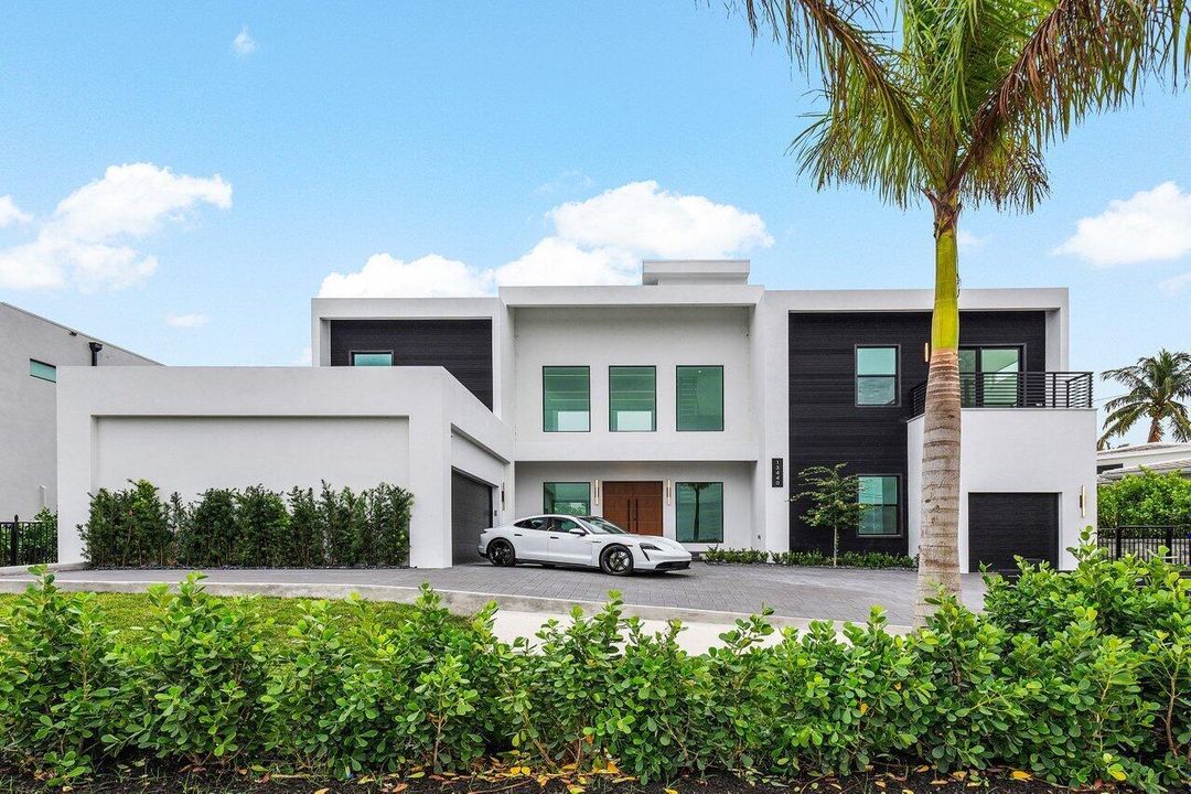 001-13440US1-JunoBeach-FL-33408-SMALL